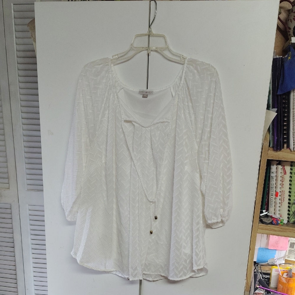 Roz & Ali White Textured Blouse with Tie Detail